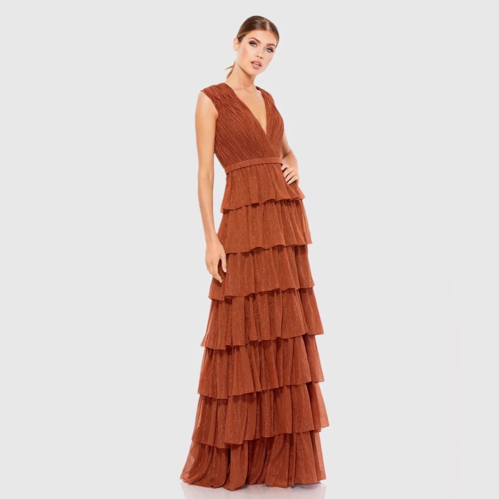 MAC DUGGAL size 6 SPARKLY RUFFLE GOWN new with tag COLOR — Nutmeg